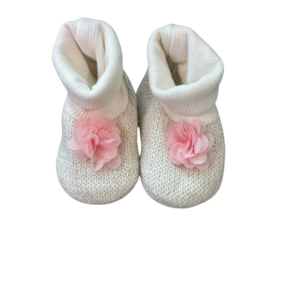 Baby Girl Knit Booties sock Slippers -Pink and white sparkle size Newborn - Picture 1 of 6